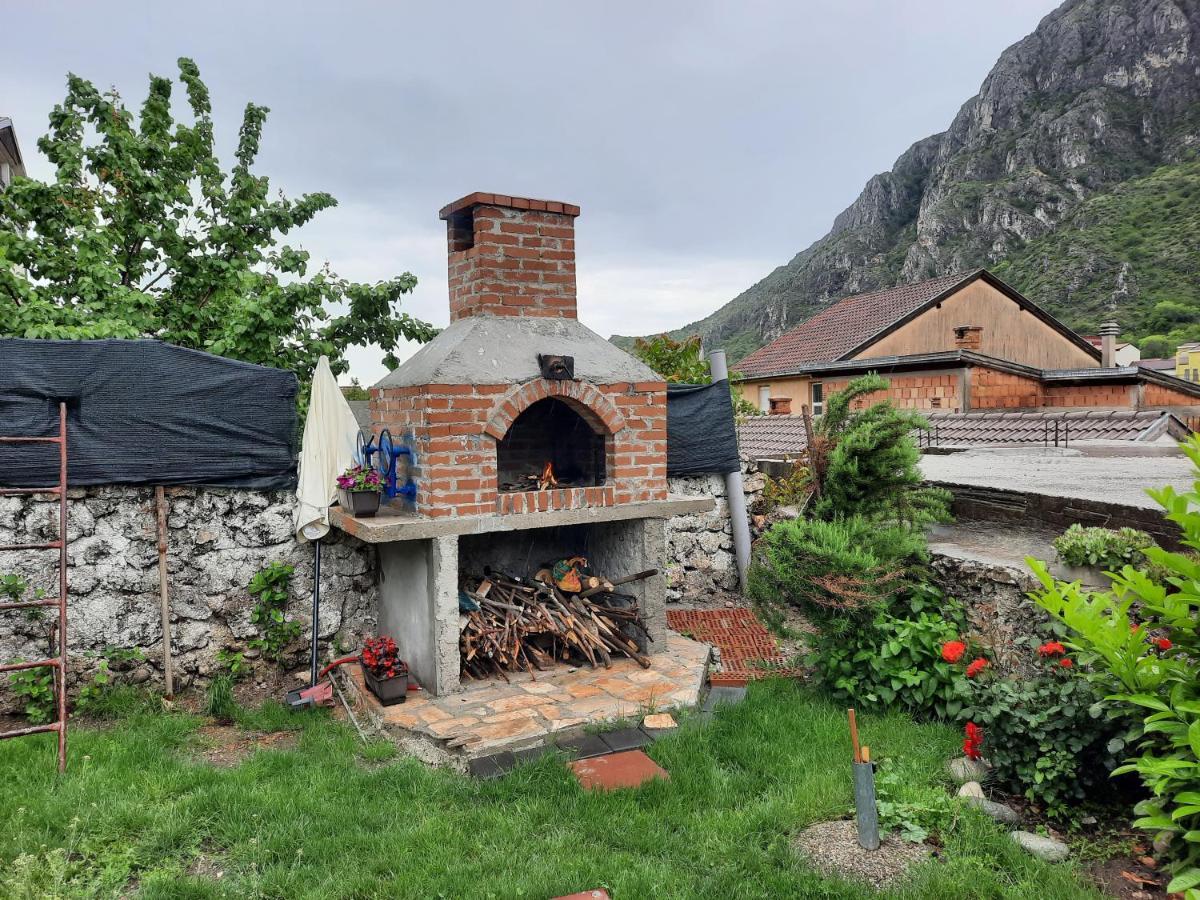 Guesthouse Sanja Mostar Exterior foto